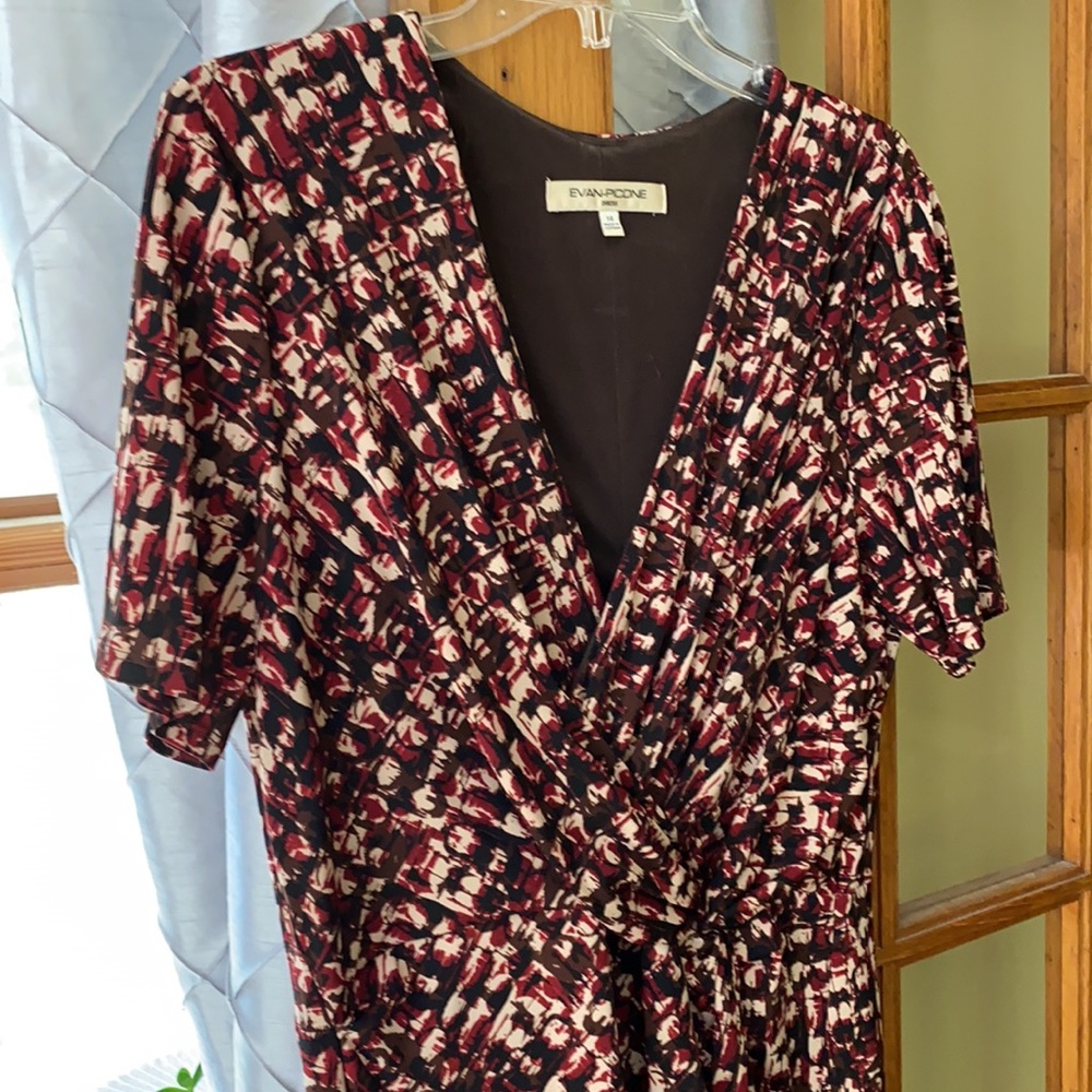 Evan Picone short sleeved dress